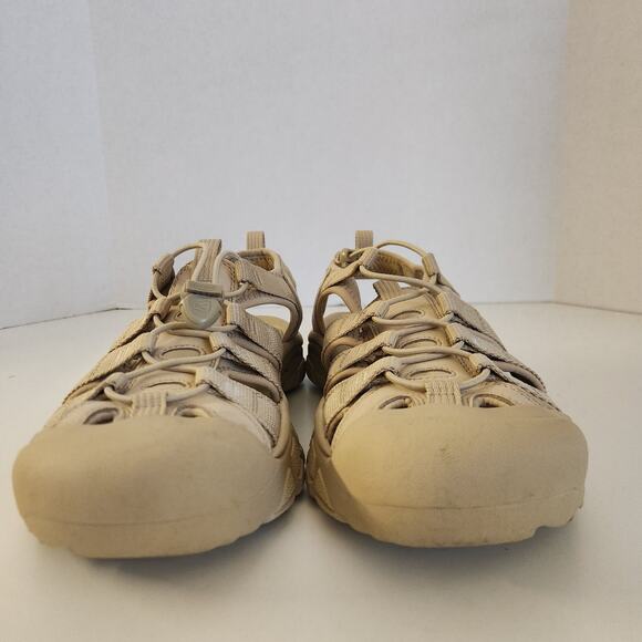 KEEN Women's Newport H2 Closed Toe Water Sandals, Monochrome/Safari, 10.5 - Picture 3 of 8